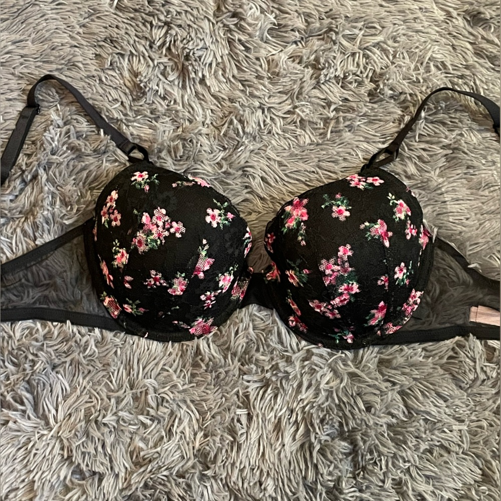 Victoria’s secret Lace Demi Bra